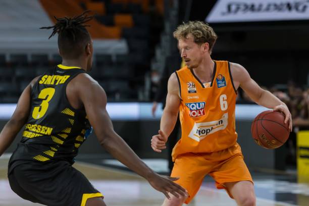 新帅斯洛特 新帅斯洛特